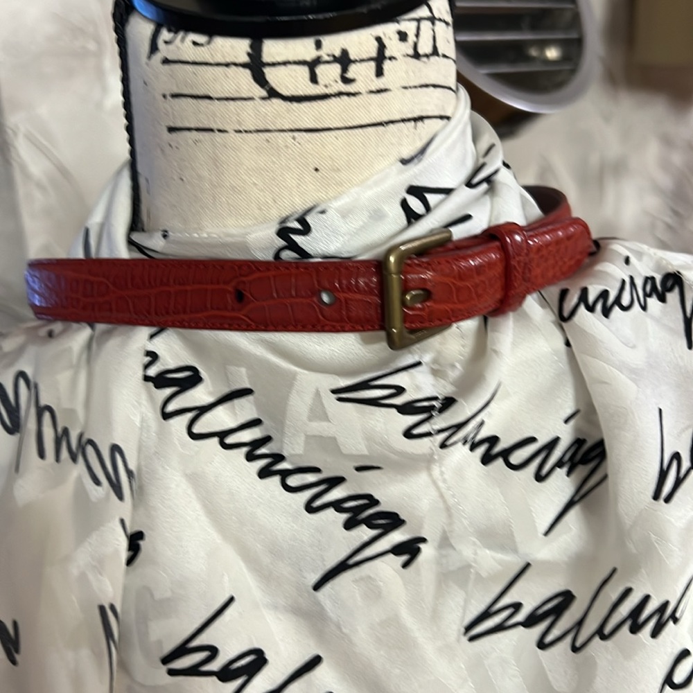 Ralph Lauren Alligator 🐊 Red belt . Sz XS